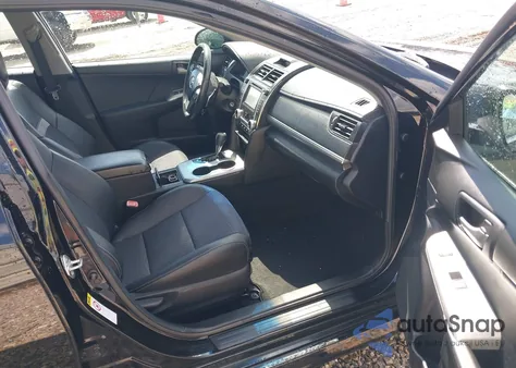 2012 Toyota Camry Se/Le/Xle z USA, uszkodzony, nr VIN 4T1BF1FK1CU018070